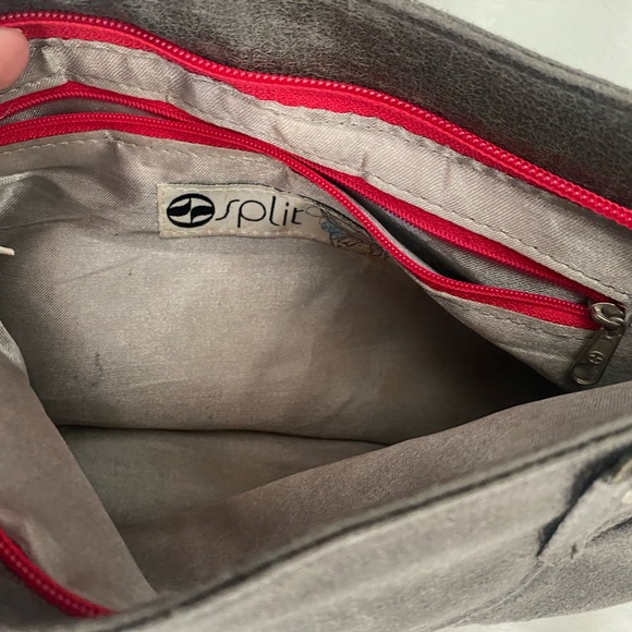 SPLIT Gray Clutch - Picture 3 of 6